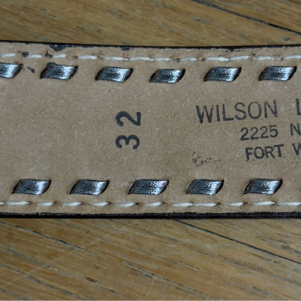 Wilson Brown Leather Belt with‎ Silver Lacing Engraved BEV Size 32 Excellent